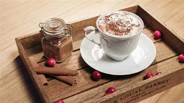 Gorąca czekolada i domowa przyprawa piernikowa