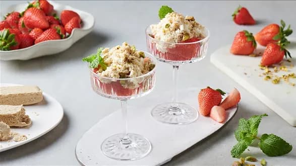 Lody chałwowe z serka wiejskiego