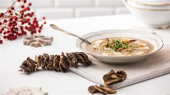 Zupa grzybowa z suszonych grzybów