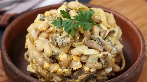 Sałatka pieczarkowa – przepis