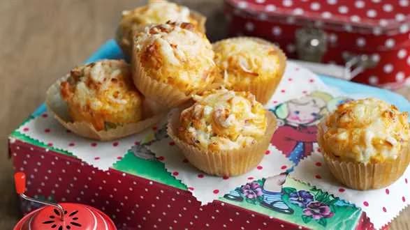 Sycące muffinki z kukurydzą i szynką