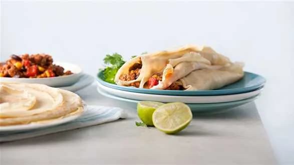 Los burritos, czyli tortilla z mięsno-warzywnym farszem