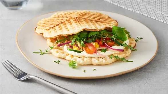 Gofry wytrawne z warzywami