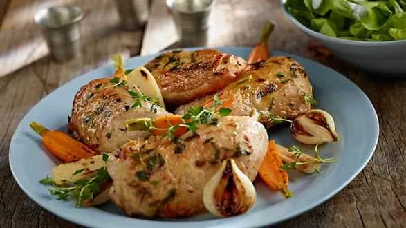 Pieczony kurczak z ziołami prowansalskimi i cytryną