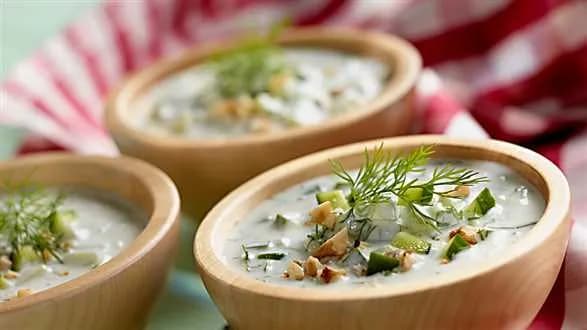 Tarator, bułgarski chłodnik