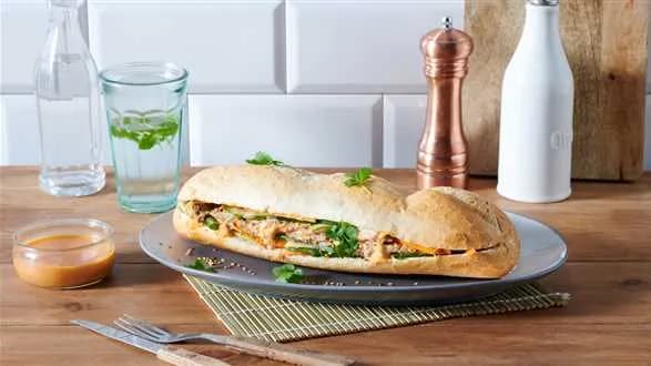 Banh mi: wietnamska kanapka z kurczakiem