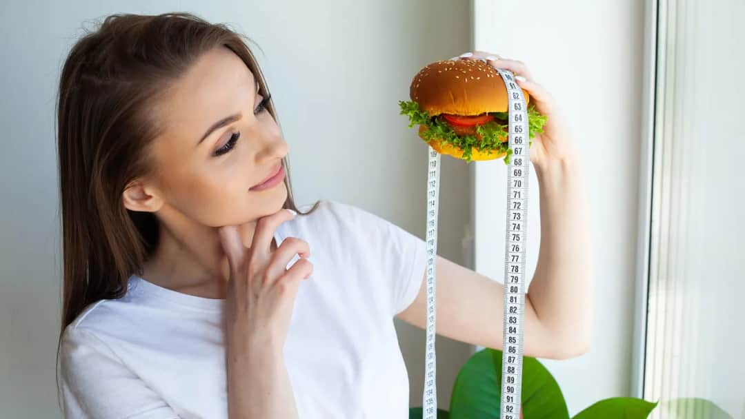 Ile kalorii możesz zjeść dziennie bez szkody dla zdrowia i wagi? Sprawdź teraz!