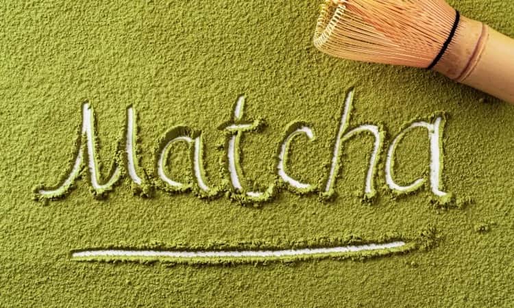 Czy matcha odchudza? Odkryj prawdę o jej działaniu na wagę